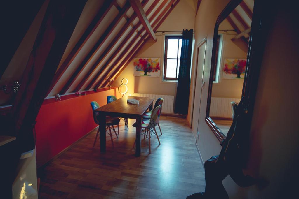 Appart Romantique Dans Hyper Centre Wifi Troyes Exterior photo